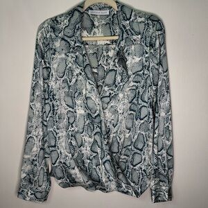 Endless Rose Snake Skin Pattern Wrap Shirt